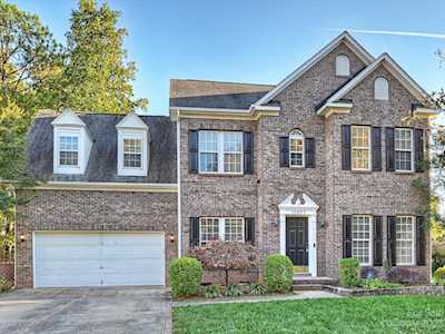 15877 Wayland Dr Charlotte, NC 28277