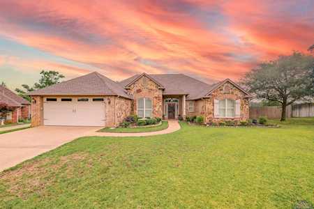 1419 Brassie Way Longview, TX 75605