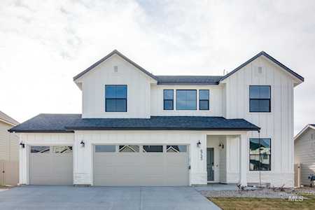 2944 N Mountain Lake Ave. Star, ID 83669