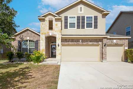 1421 Shadow Rock New Braunfels, TX 78130