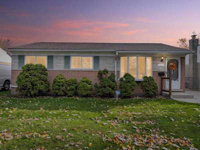 33624 Cheryl St Clinton Township, MI 48035