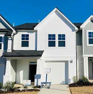 514 Barrington Row Zebulon, NC 27597