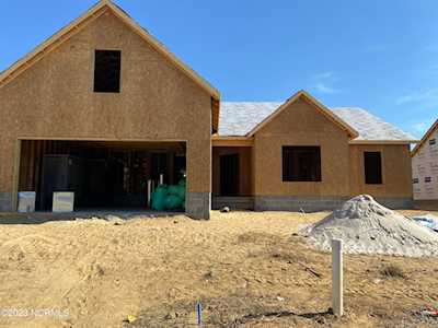 2217 Zircon Dr Winterville, NC 28590