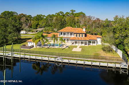 5145 Ortega Farms BLVD Jacksonville, FL 32210
