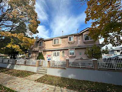 707 E 63rd Avenue Vancouver, BC V5X 2K6