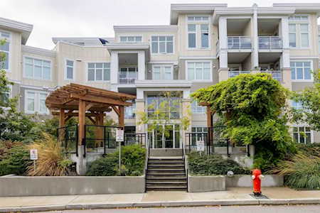 15436 31 Avenue #107 Surrey, BC V3Z 1H3
