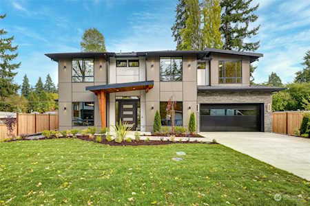 1028 163rd Ave SE Bellevue, WA 98008