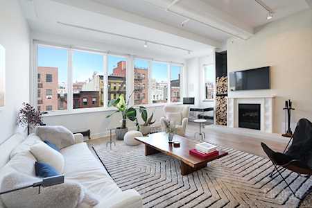 259 Bowery #3/4 New York, NY 10002