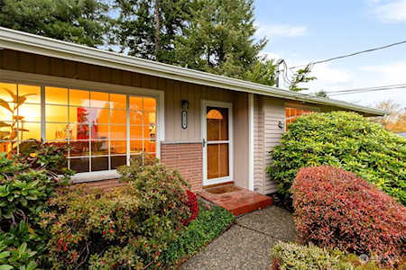 4709 226th St SW Mountlake Terrace, WA 98043