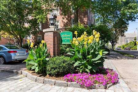 2 Midland Gardens #4C Bronxville, NY 10708