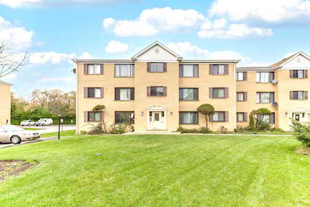9360 Hamilton Ct #C Des Plaines, IL 60016