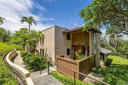 319A Kaelepulu Drive #201 Kailua, HI 96734