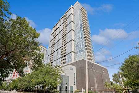 1901 S Calumet Ave #806 Chicago, IL 60616