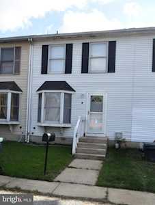 8 Whitburn Place Newark, DE 19702