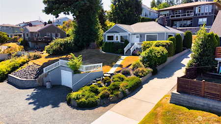 511 37th St Anacortes, WA 98221