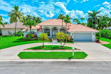 102 Cypress Crescent Royal Palm Beach, FL 33411