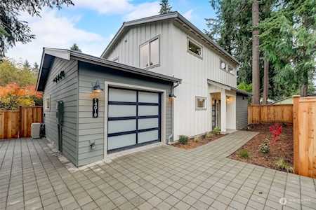 14018 2nd Ave NW Seattle, WA 98177