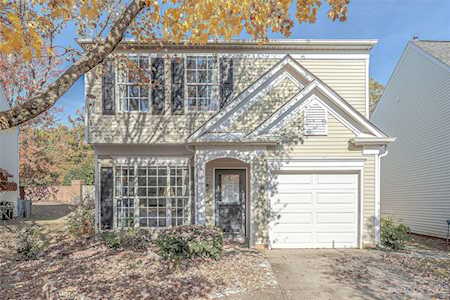 3417 Laurenhurst Ln Charlotte, NC 28270
