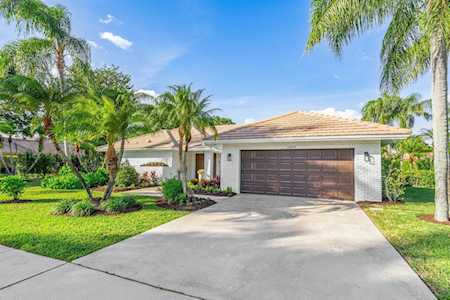 10374 Canoe Brook Circle Boca Raton, FL 33498