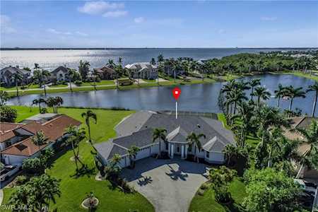 4541 Randag Dr North Fort Myers, FL 33903