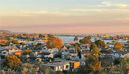 521 Kings Rd Newport Beach, CA 92633