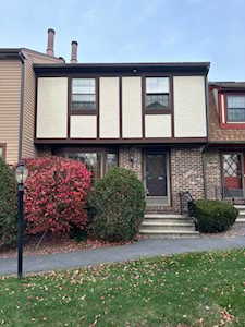 C33 Scotty Hollow Dr #C33 Chelmsford, MA 01863