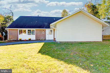 16311 Pond Meadow Ln Bowie, MD 20716