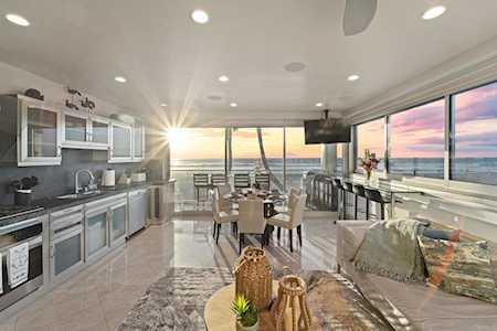 2999 Ocean Front Walk #2 San Diego, CA 92109