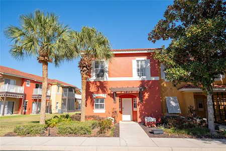 8496 Crystal Cove LOOP Kissimmee, FL 34747