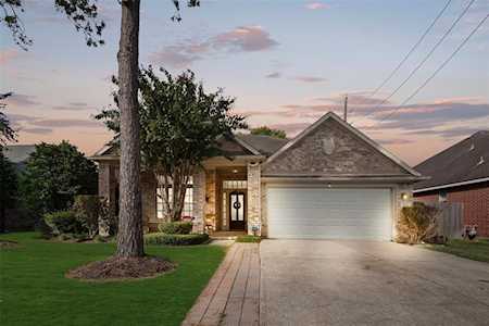 3607 Pemberton Dr Pearland, TX 77584