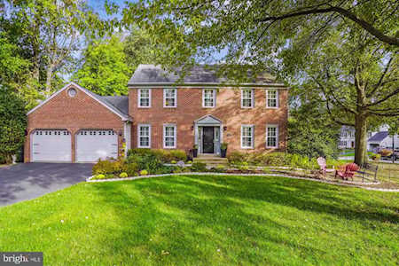 5603 Bakersville Ln Burke, VA 22015