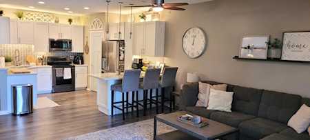 9201 Medicine Lake Road #302 Golden Valley, MN 55427
