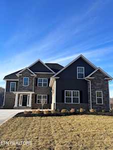 108 Pineberry West Rd Oak Ridge, TN 37830