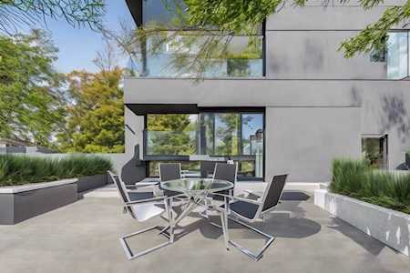 5380 Oben Street #112 Vancouver, BC V5R 6H7