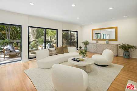 111 S Orange Grove Blvd #108 Pasadena, CA 91105