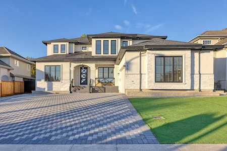18471 56 Avenue Surrey, BC V2S 8J3