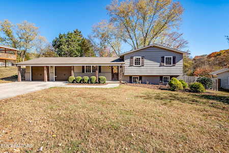 1320 Willmann Ln Knoxville, TN 37919