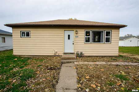 1334 15th Avenue South Clinton, IA 52732