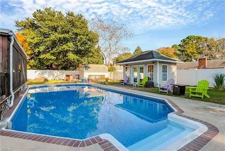 620 Green Valley Dr Virginia Beach, VA 23462
