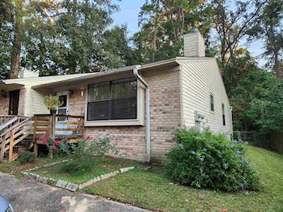 1513 Merry Oaks Ct Tallahassee, FL 32303-3612