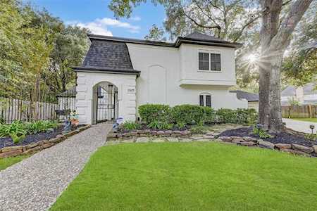 2503 Big Cedar Dr Kingwood, TX 77345