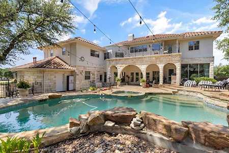 1914 Green Wing Drive Granbury, TX 76049