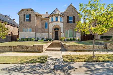 533 Lavaine Lane Lewisville, TX 75056