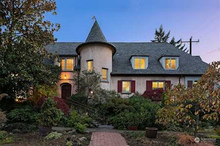 817 E Hamlin St Seattle, WA 98102