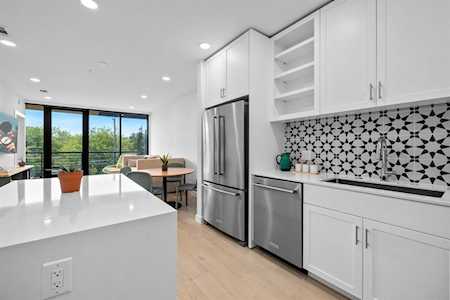 1600 S 1st ST #316 Austin, TX 78704