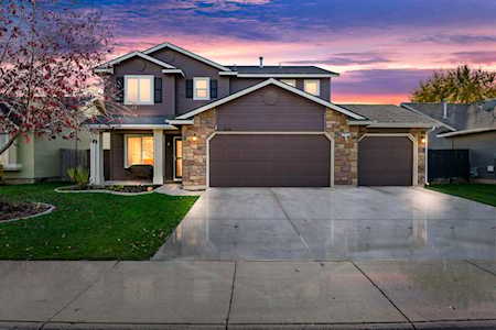 639 E Willow Brook Dr Meridian, ID 83642