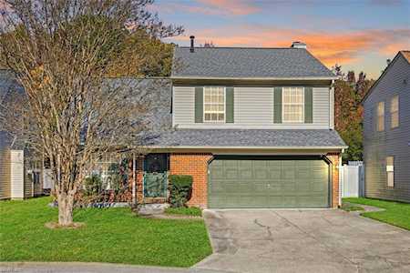 124 Kincaid Ln Hampton, VA 23666
