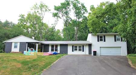 221 Circle Lane Drive West Lafayette, IN 47906