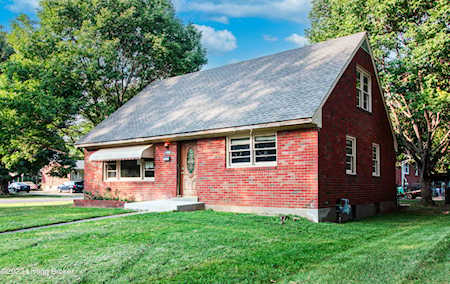 3311 Dogwood Dr Louisville, KY 40220
