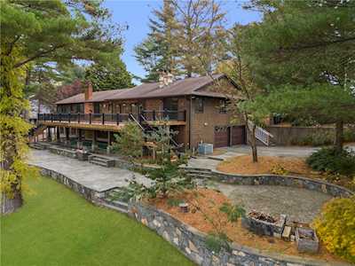 62 Wood Cove Dr Coventry, RI 02816
